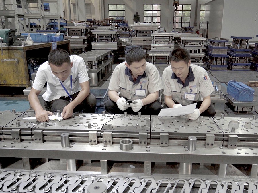 弘能研發(fā)團(tuán)隊